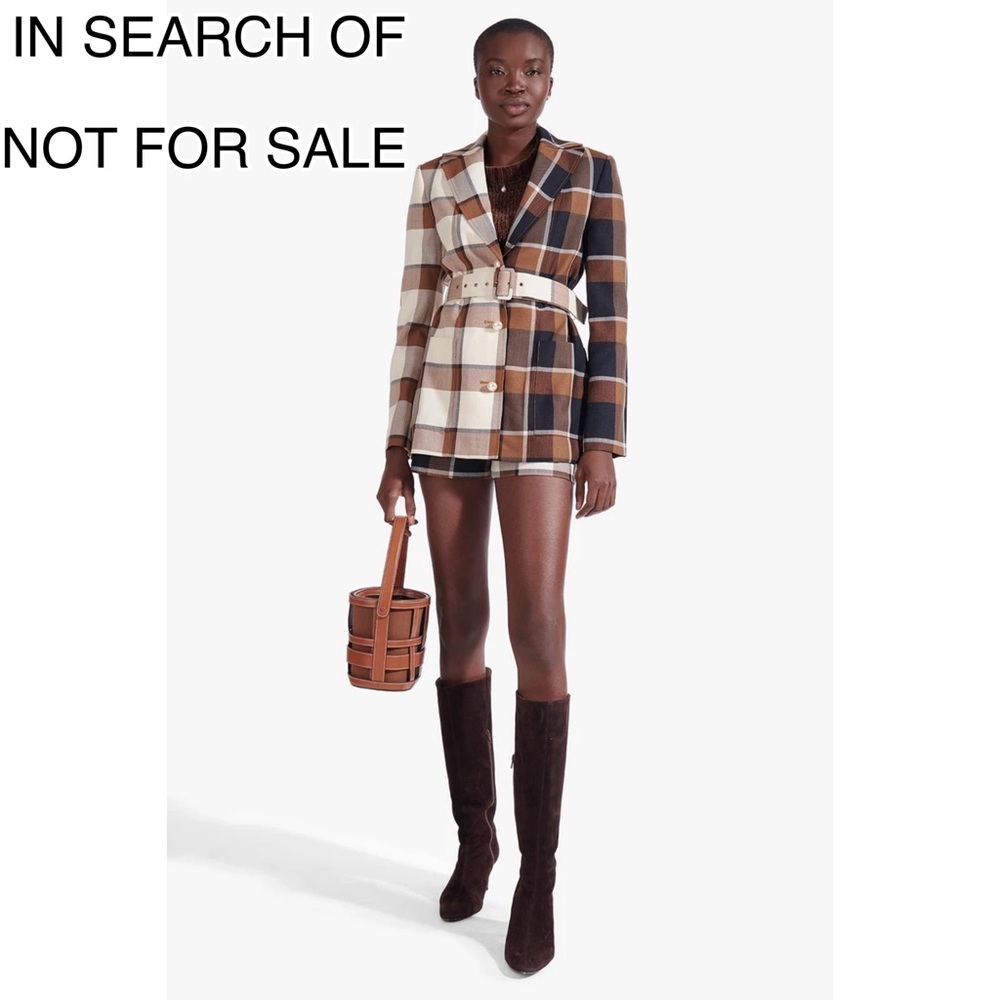 in search of ISO staud pepper coat sm med lg or XL